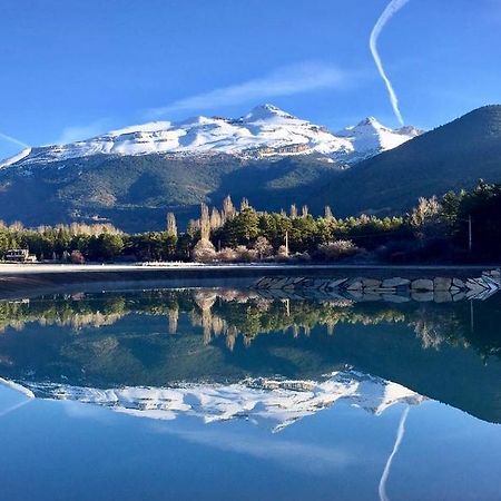 Roca Nevada Suites Villanúa Εξωτερικό φωτογραφία