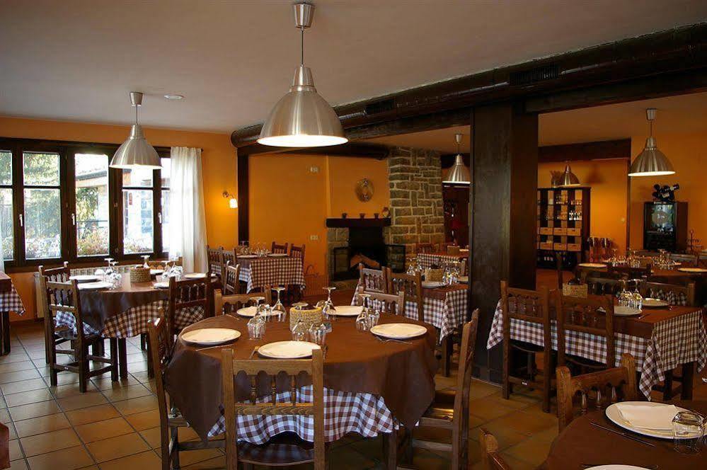 Roca Nevada Suites Villanúa Εξωτερικό φωτογραφία